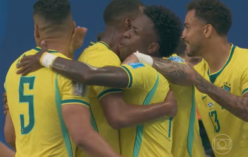 Brasil segue e enfrentará Japão na fase do mata-mata